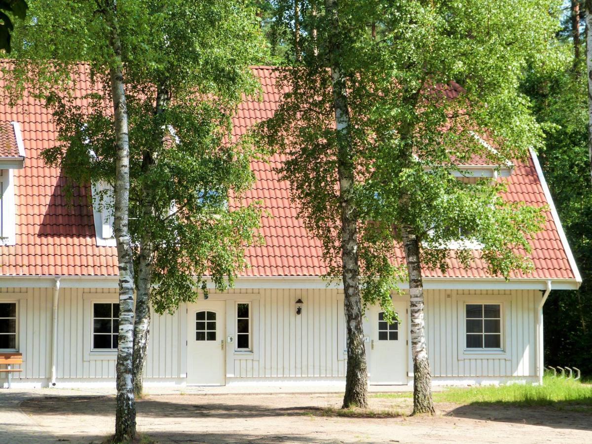 Martas Gaestehaeuser Gross Vaeter See Templin Eksteriør bilde